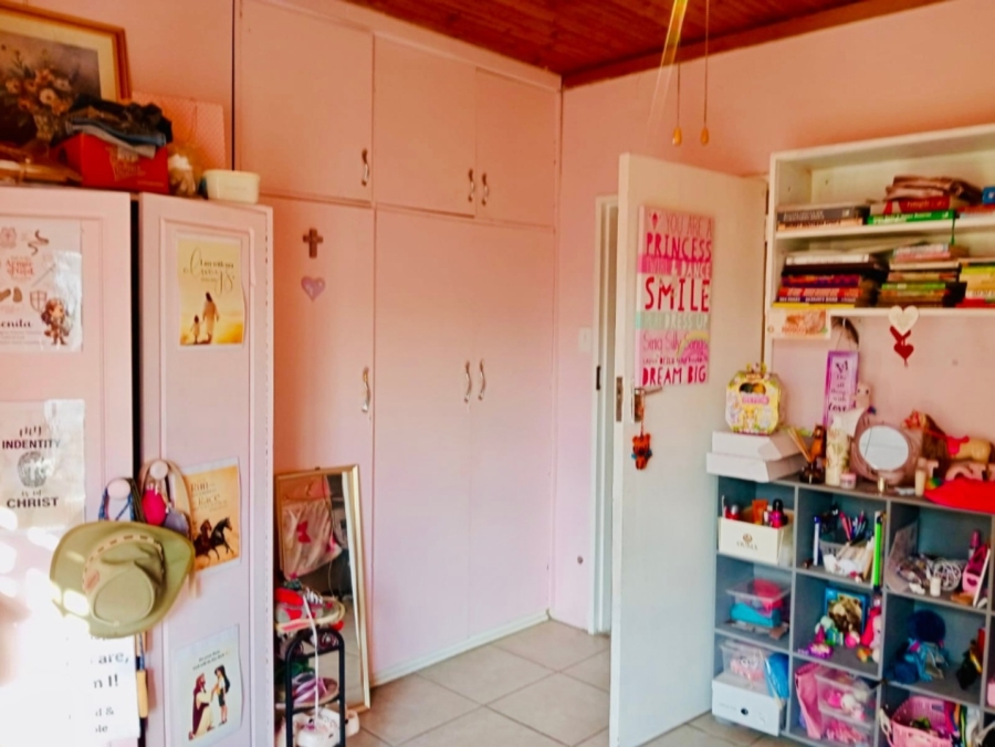 5 Bedroom Property for Sale in Fichardt Park Free State